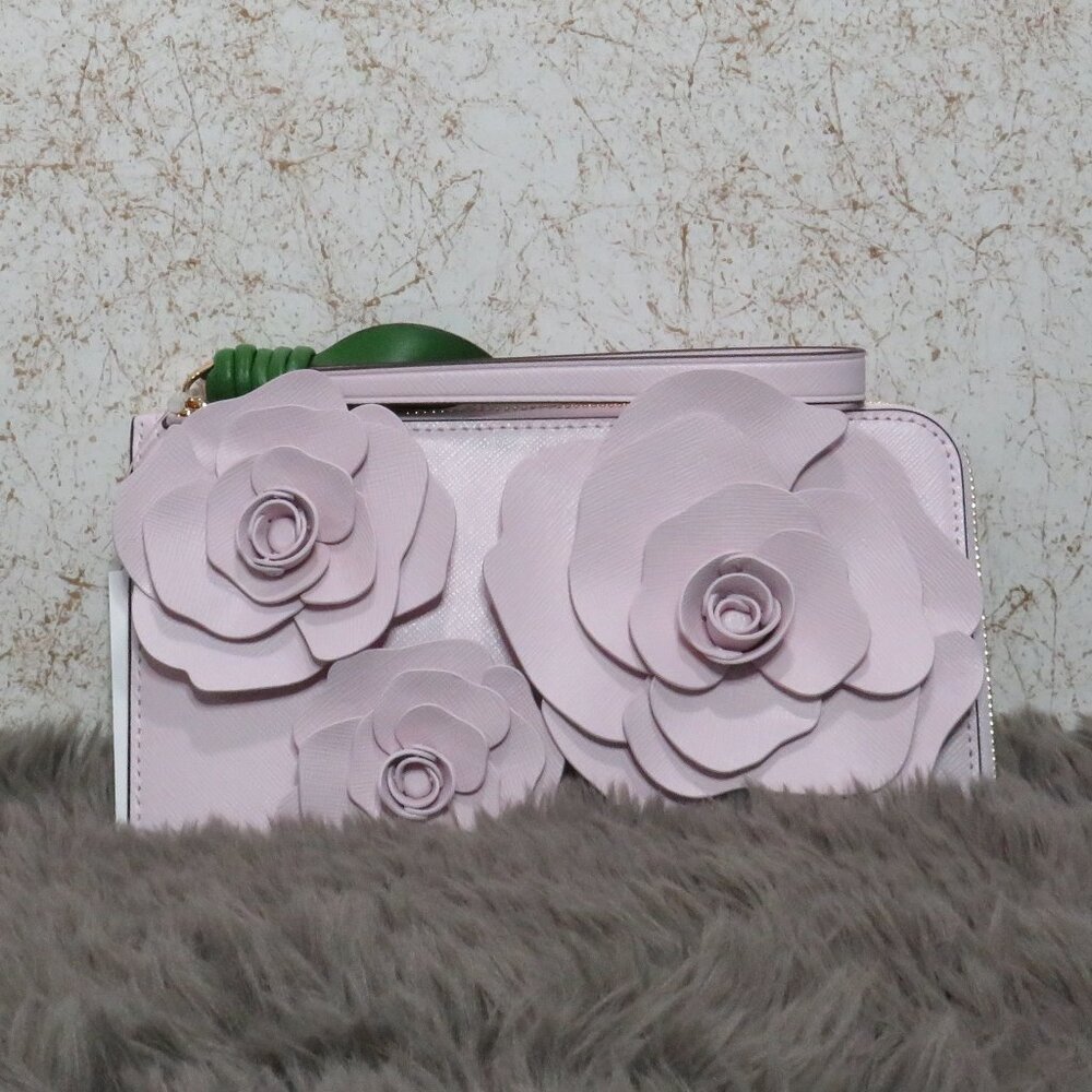 Kate Spade Other Flora L Zip Wristlet (Pale Amethyst)